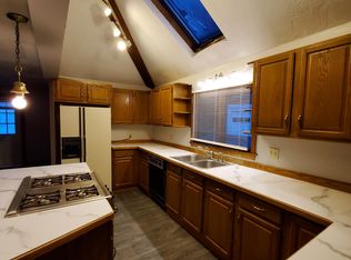 173 Beacon St #1, Clinton, MA 01510