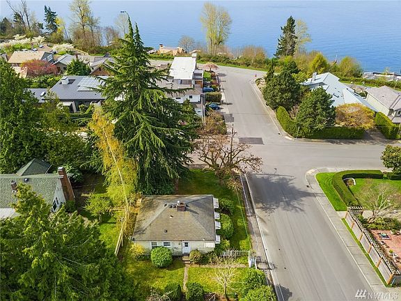2nd image of 248 5th Ave W