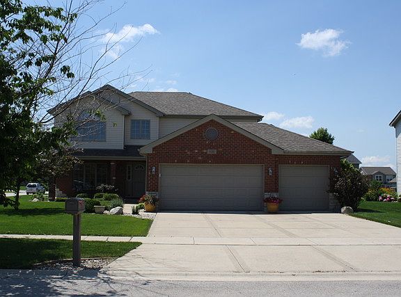 2nd image of 600 Eagle Ave