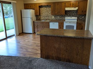 2807 Aquarius Rd, Green Bay, WI 54311