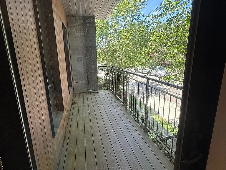 83-84 Gardner St #109L — Photo 21