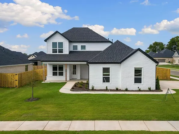 1914 Ferguson St, Pea Ridge, AR 72751