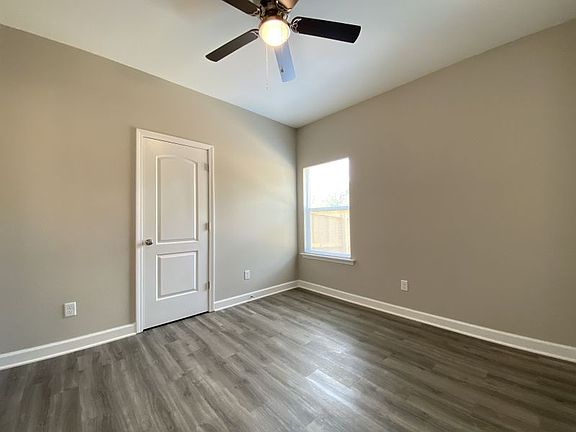 5th image of 188 Round Mountain Rd