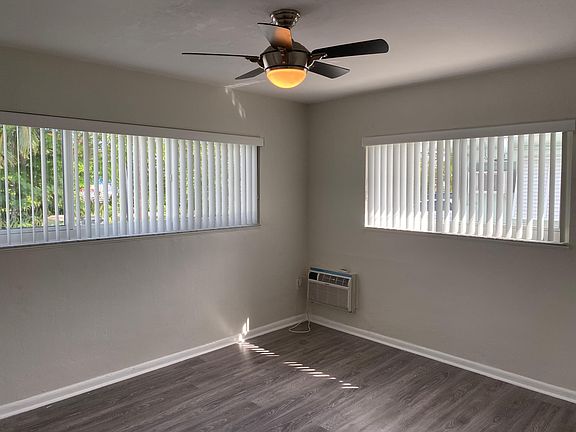 4th image of 13155 Emerald Dr