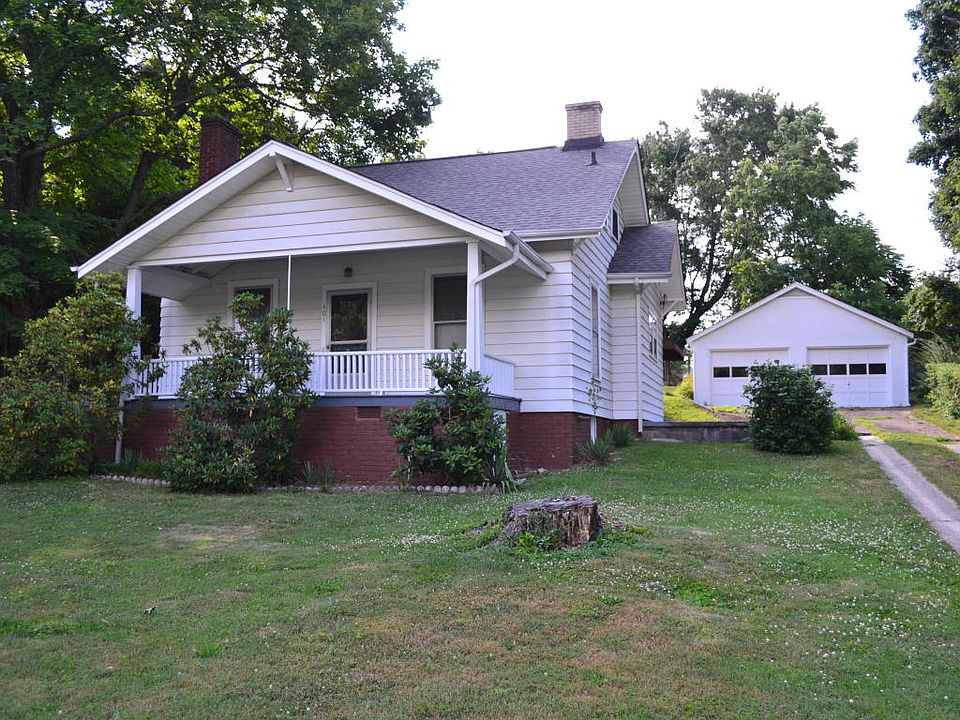 1st image of 401 Watauga Dr