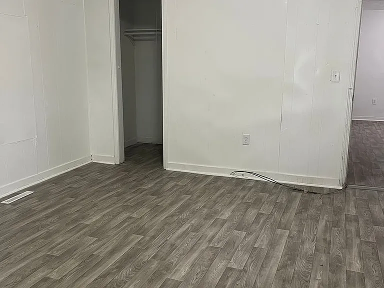 914 W Nichols St — Photo 20