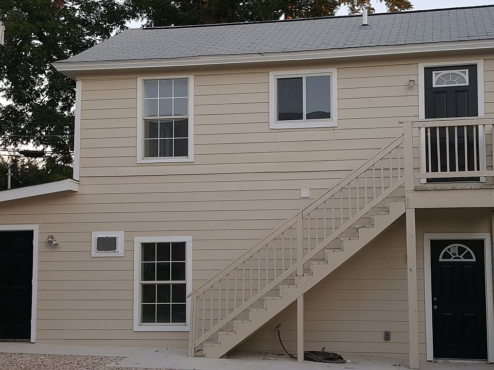 1st image of 106 W Norwood Ct