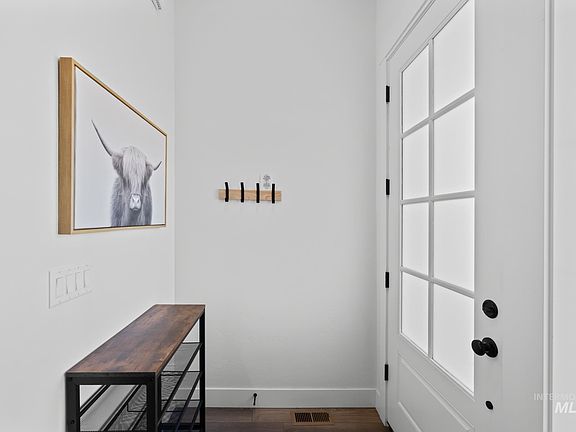 5th image of 5019 W Talbot St