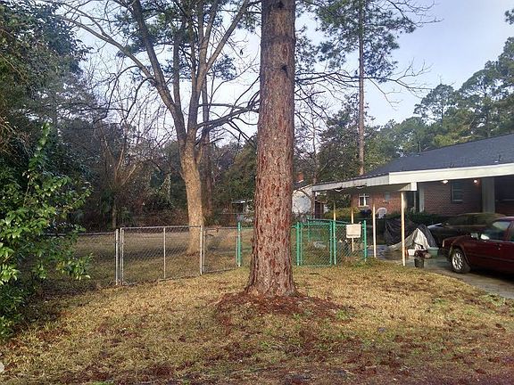 2nd image of 206 Marvin Ave