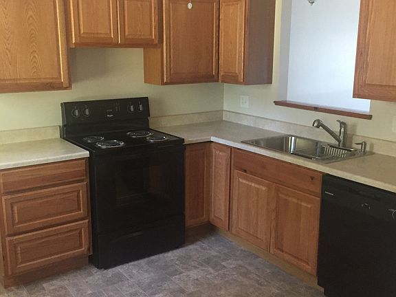 4th image of 240C Whitestown Vlg