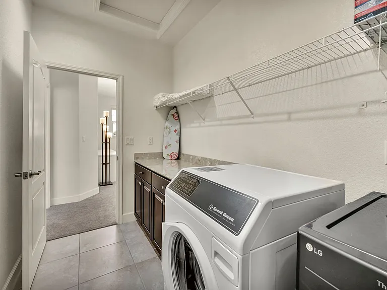 10677 Foxberry Park Dr — Photo 61