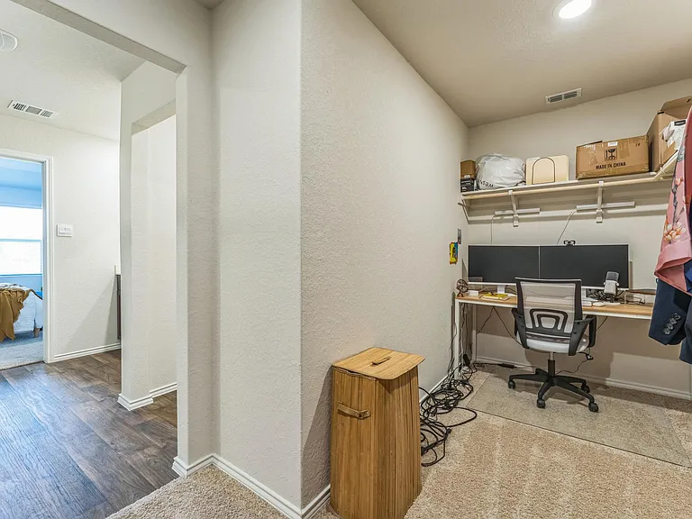821 Bahia Pl — Photo 17