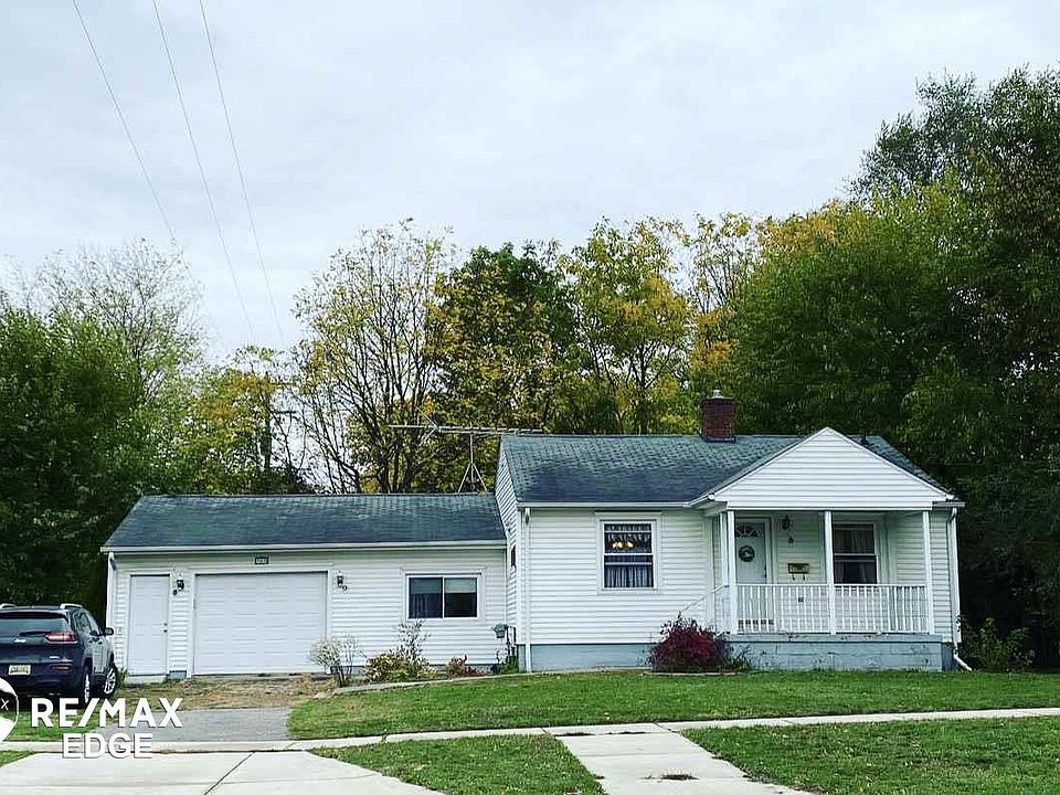 1st image of 360 S Almont Ave