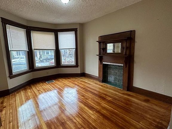 4th image of 225 Western Ave APT 1