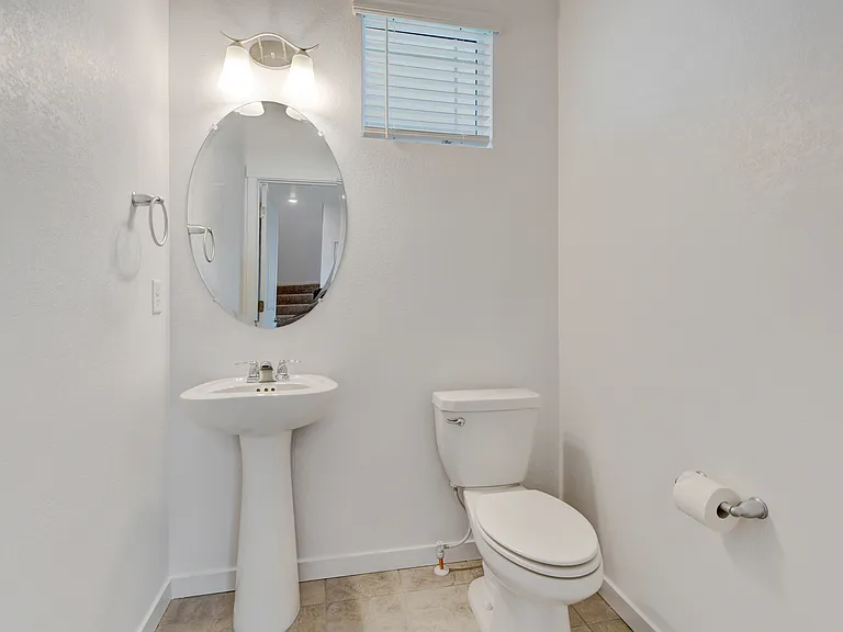 900 Andrews Crest Dr — Photo 19