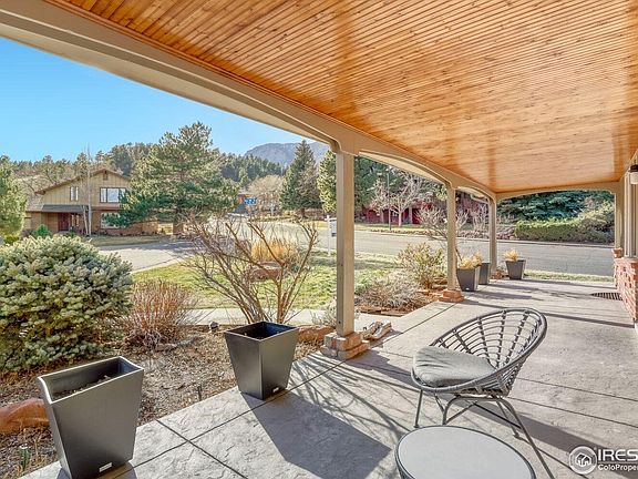 3rd image of 1740 Bear Mountain Dr