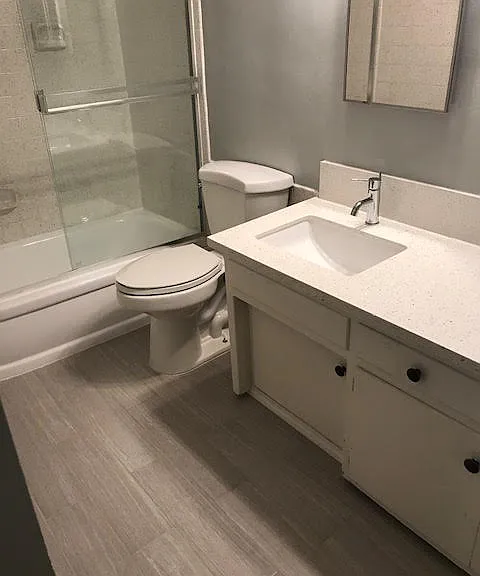 650 Levering Ave #7 — Photo 8