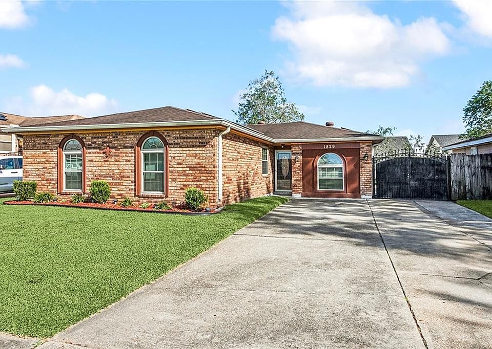 Ashley ☪ 1829 Ashley Dr, Virginia Beach, VA 23454 | Zillow