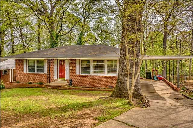 1st image of 223 Forest Hills Dr