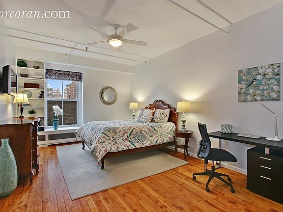 5th image of 241 W 23rd St APT 6B