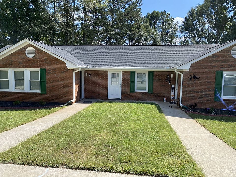 1st image of 1916 Patterson Cir #1916