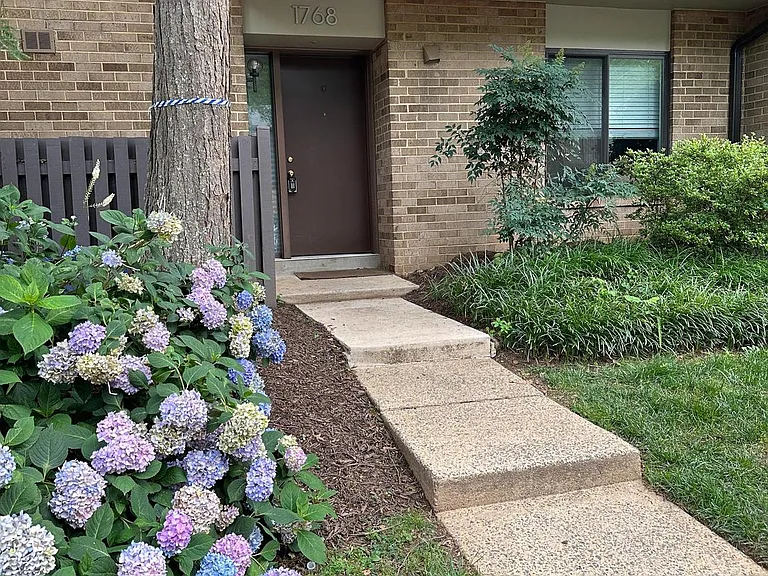 1768 Ivy Oak Sq #38 — Photo 1