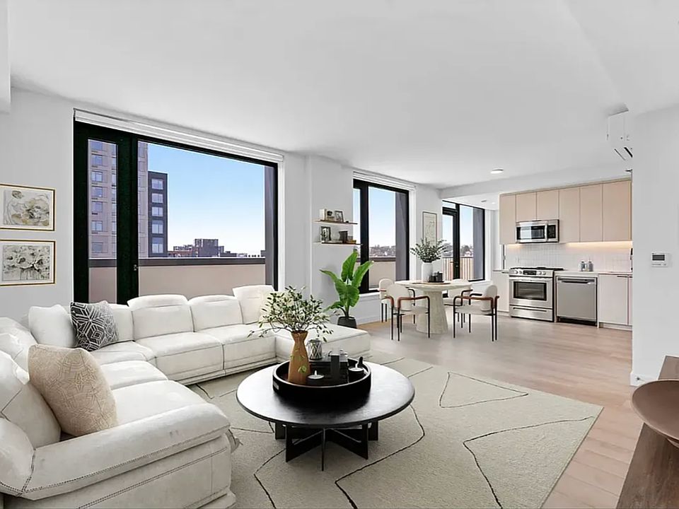 1st image of 15310 88th Ave #910