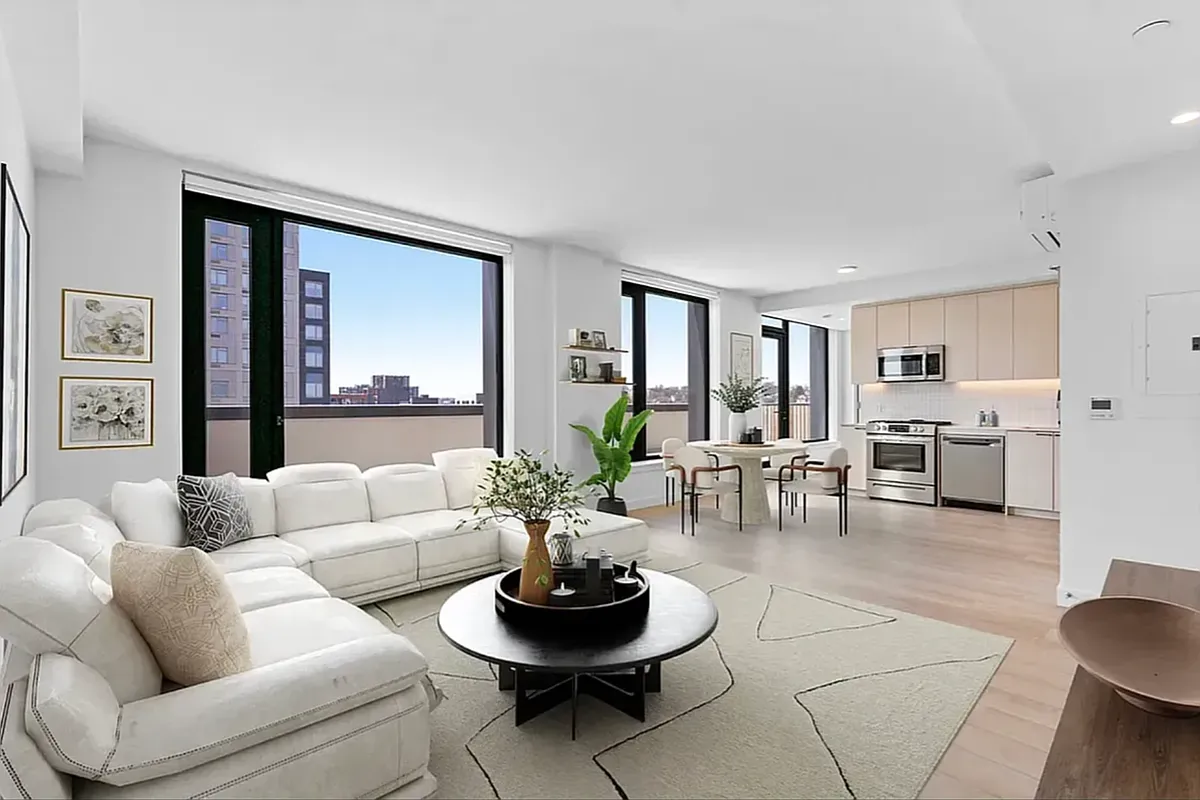 153-10 88th Avenue 910