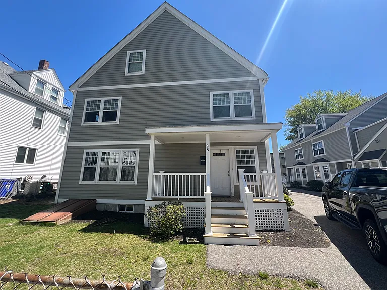 38 Westford St — Photo 2