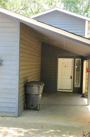 2nd image of 1209 Dickens Rd