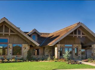 202 Castle Pines Cir, Gordonville, TX 76245