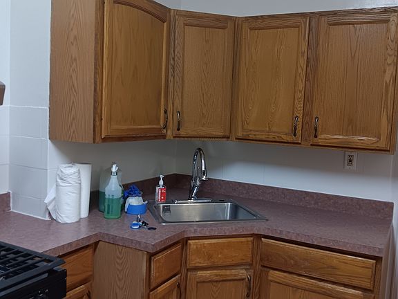 5th image of 1811 Wallace Ave