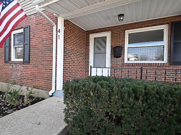 2nd image of 41 New Uri Ave