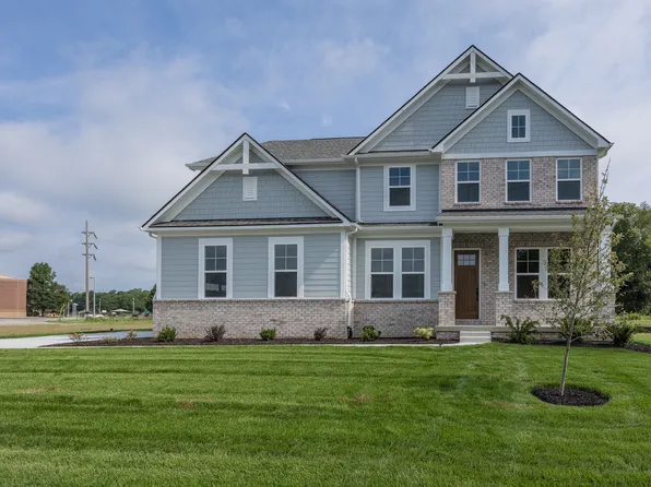 5572 Brook Hill Rd, Avon, IN 46123