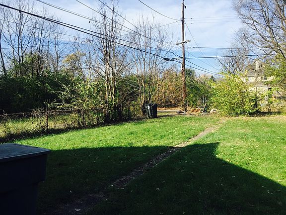 4th image of 1337 W 1st St