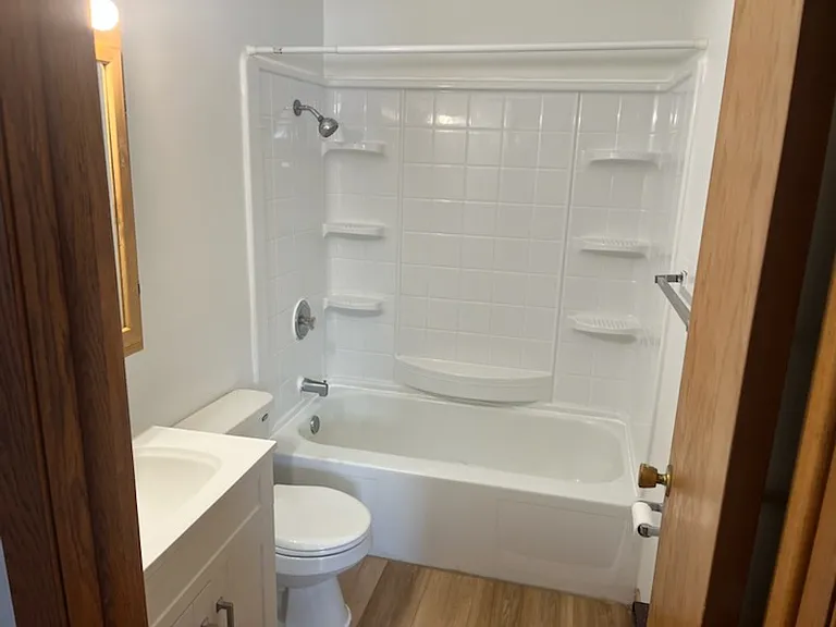 1017 N Summit Ave #3 — Photo 11