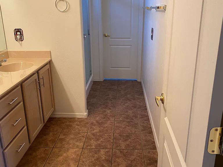 610 S Amante Dr — Photo 6