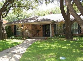 4304 Winding Way, Benbrook, TX 76126