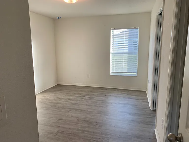 3303 54th St E — Photo 11