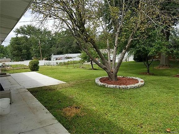 4th image of 731 Woodward Dr