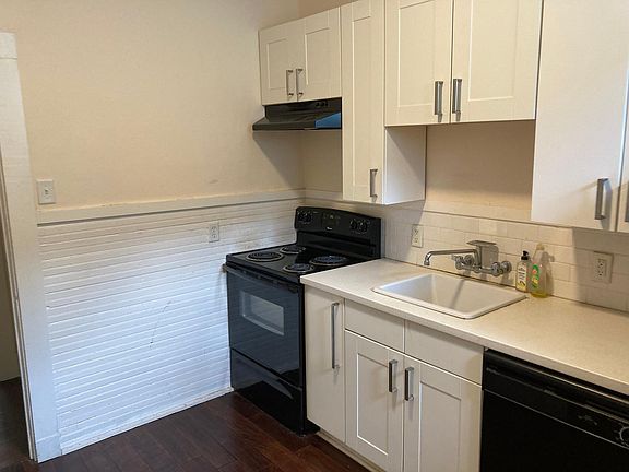 4th image of 639 Lakeland Dr APT A