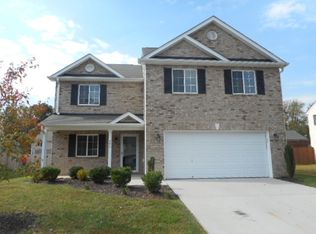 502 Walnut Crossing Dr, Whitsett, NC 27377