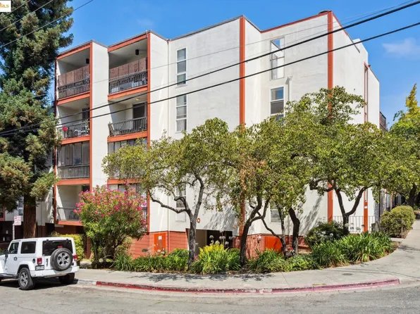 250 Whitmore St APT 202, Oakland, CA 94611
