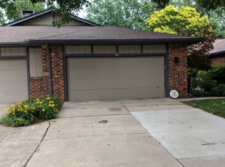 7200 Oldpost Rd #14, Lincoln, NE 68506