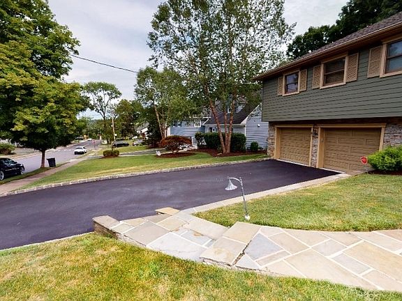 2nd image of 59 Fairway Ave