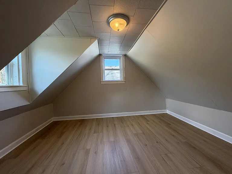 607 C St — Photo 15