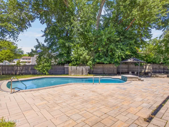 6 Fieldstone Lane, Ocean Twp, NJ 07712