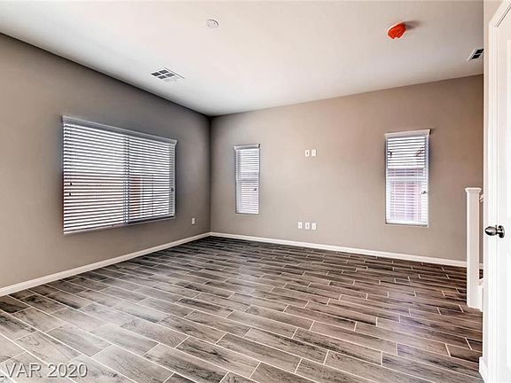 5th image of 8857 Lake Myers Ct #8