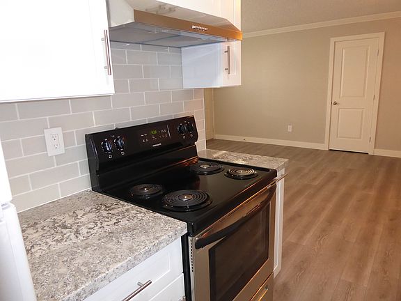 3rd image of 1731 O St #6
