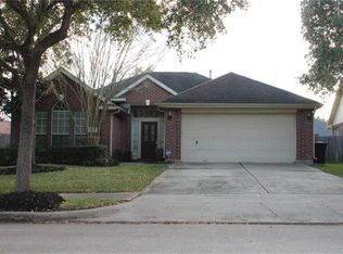 1222 Foxland Chase St, Sugar Land, TX 77479
